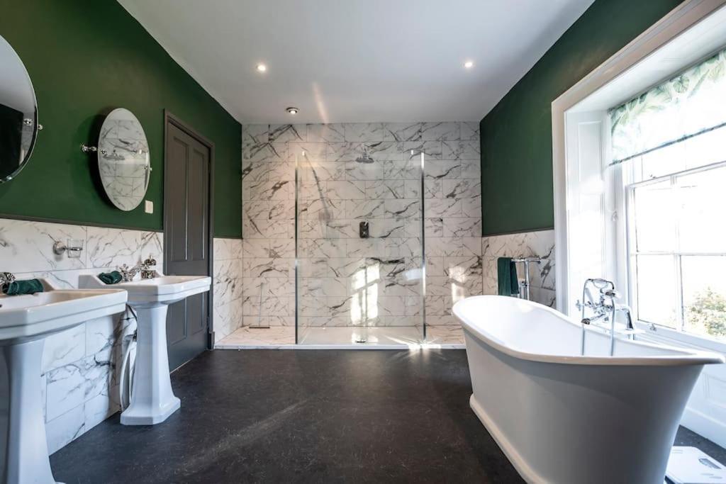 Georgian Country House -Panoramic Views -Sleeps 12 Ruthin Luaran gambar